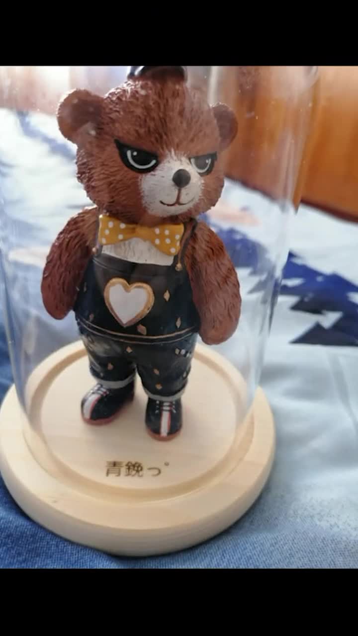 吃鸡:买了一只比比熊,好可爱啊!