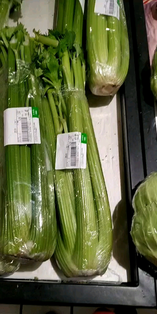 超市的蔬菜贵的难以理解,快赶上香港日本的物价了