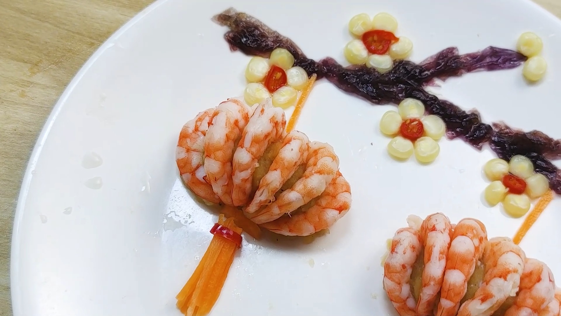 #美食#大虾放土豆上，是我年夜饭必做的菜，不油炸不水煮，好看又好吃