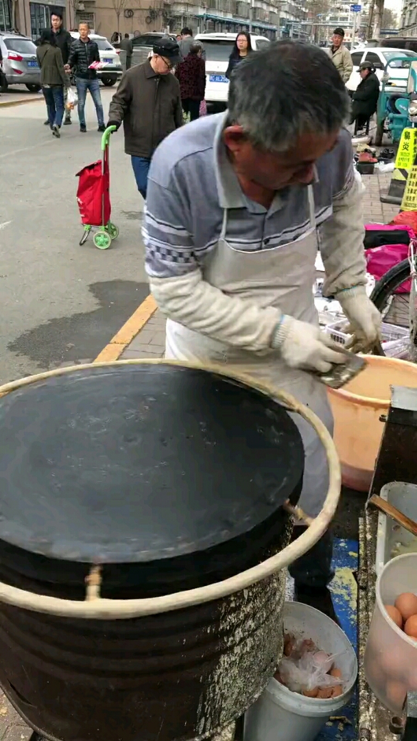 美食盘点!舌尖上的中国【山东大煎饼】! 