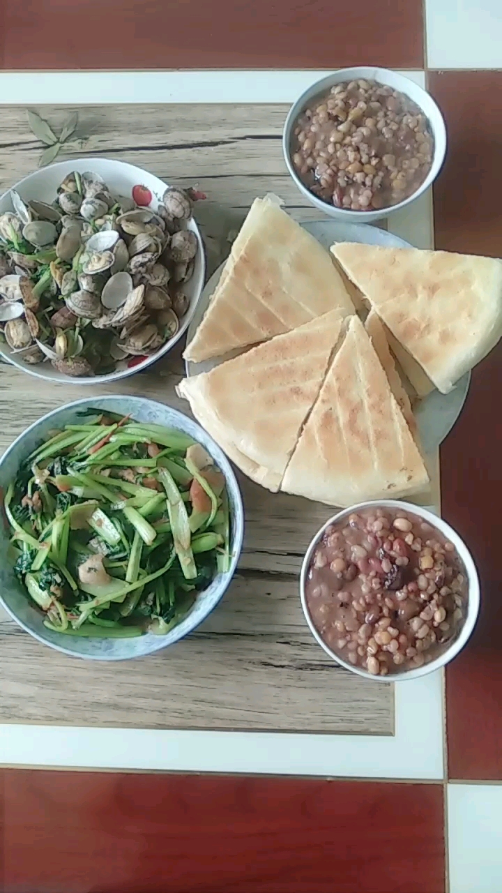 丰盛的早餐