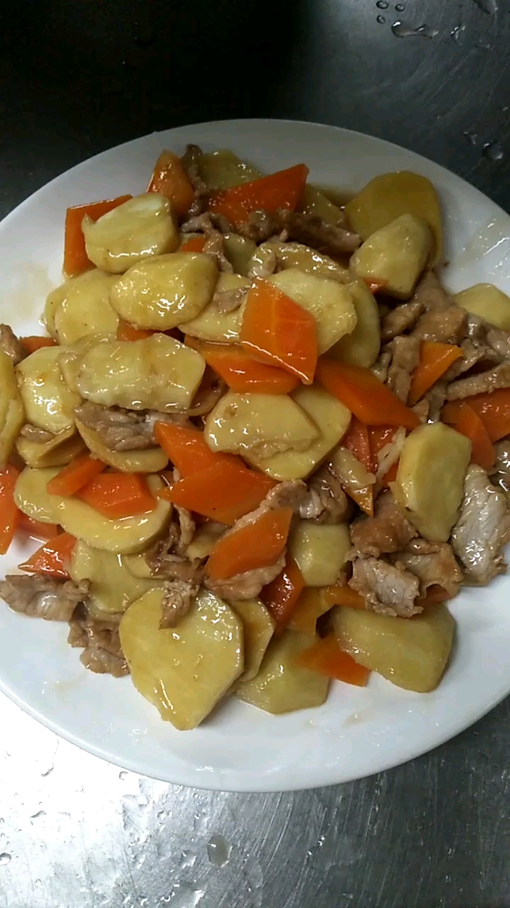 #舌尖上的旅行#茨菇炒肉片