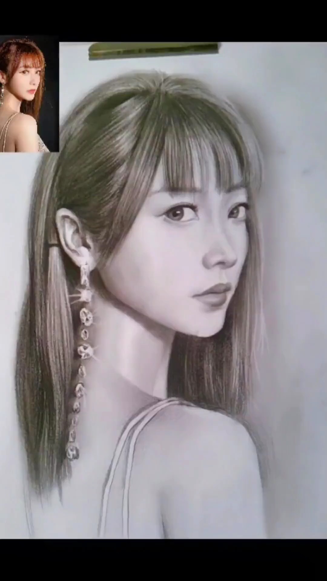 #镜头里的秋天#飞跃素描人物画全过程,喜欢吗?