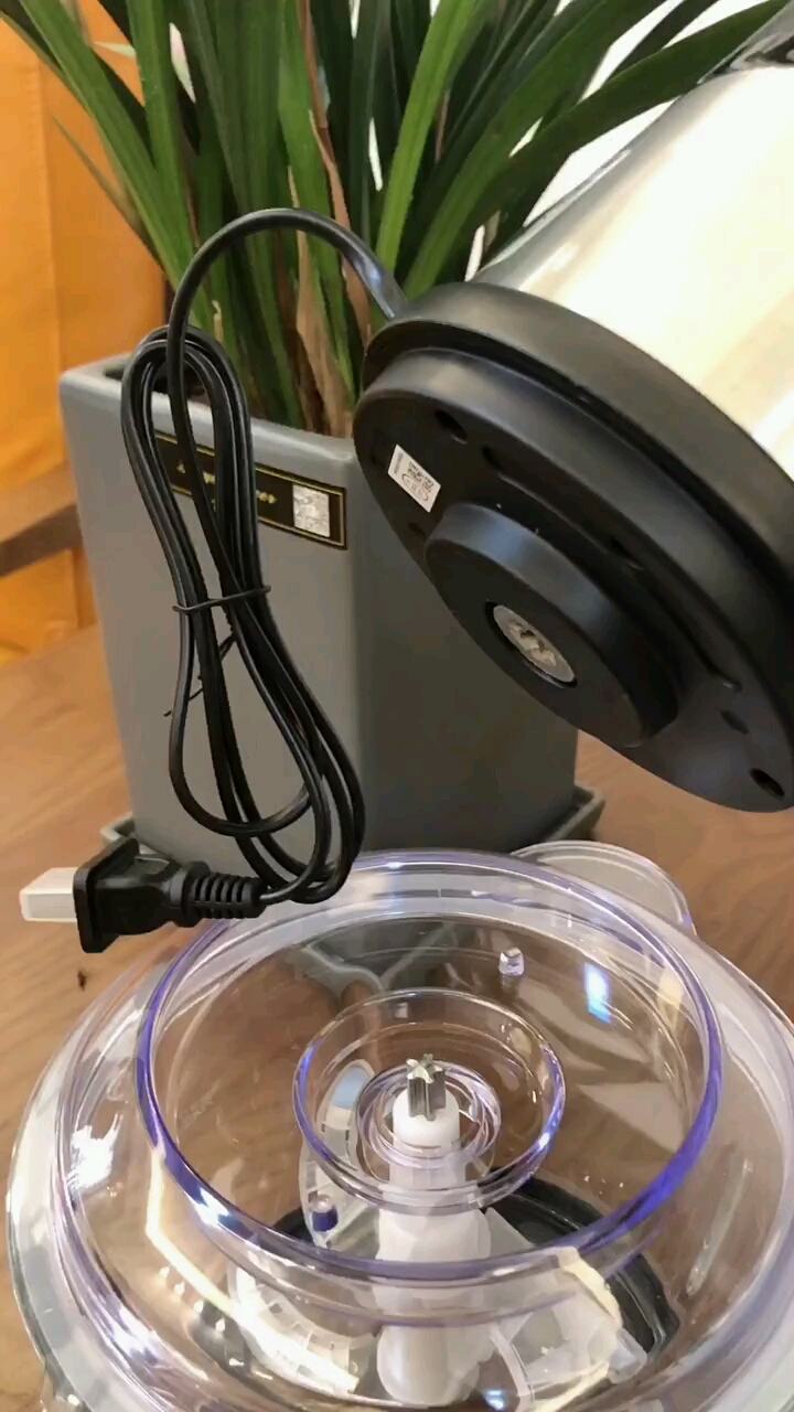 玻璃碗绞肉机卖相好看刀片锋利居家必备