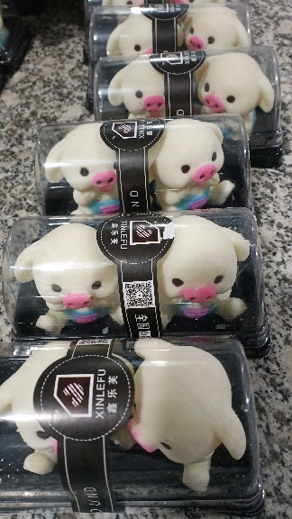 巧克力蛋糕装饰配件厂家……好看吗?有喜欢的吗?