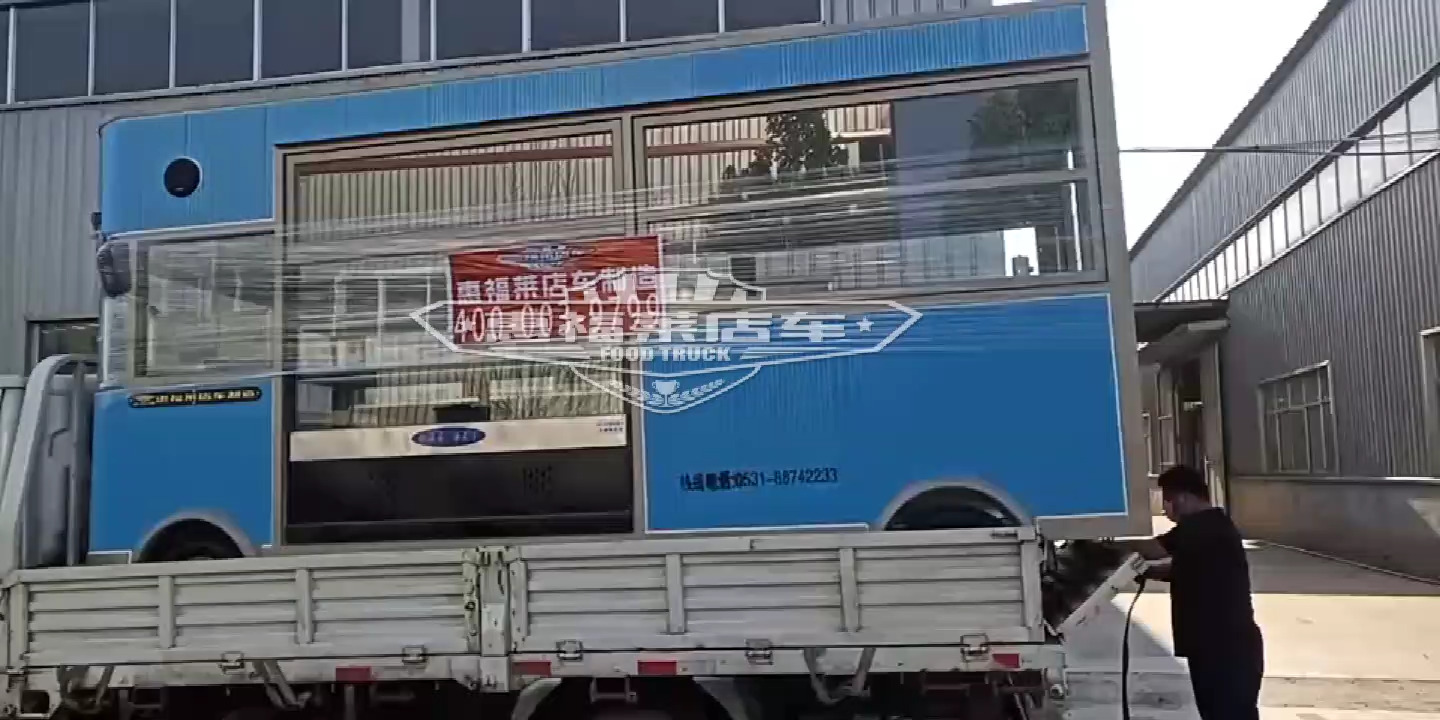 惠福莱流动菜煎饼小吃车,煎、 烤、炸、蒸、炒、涮无所不能,是小本创业的好项目。