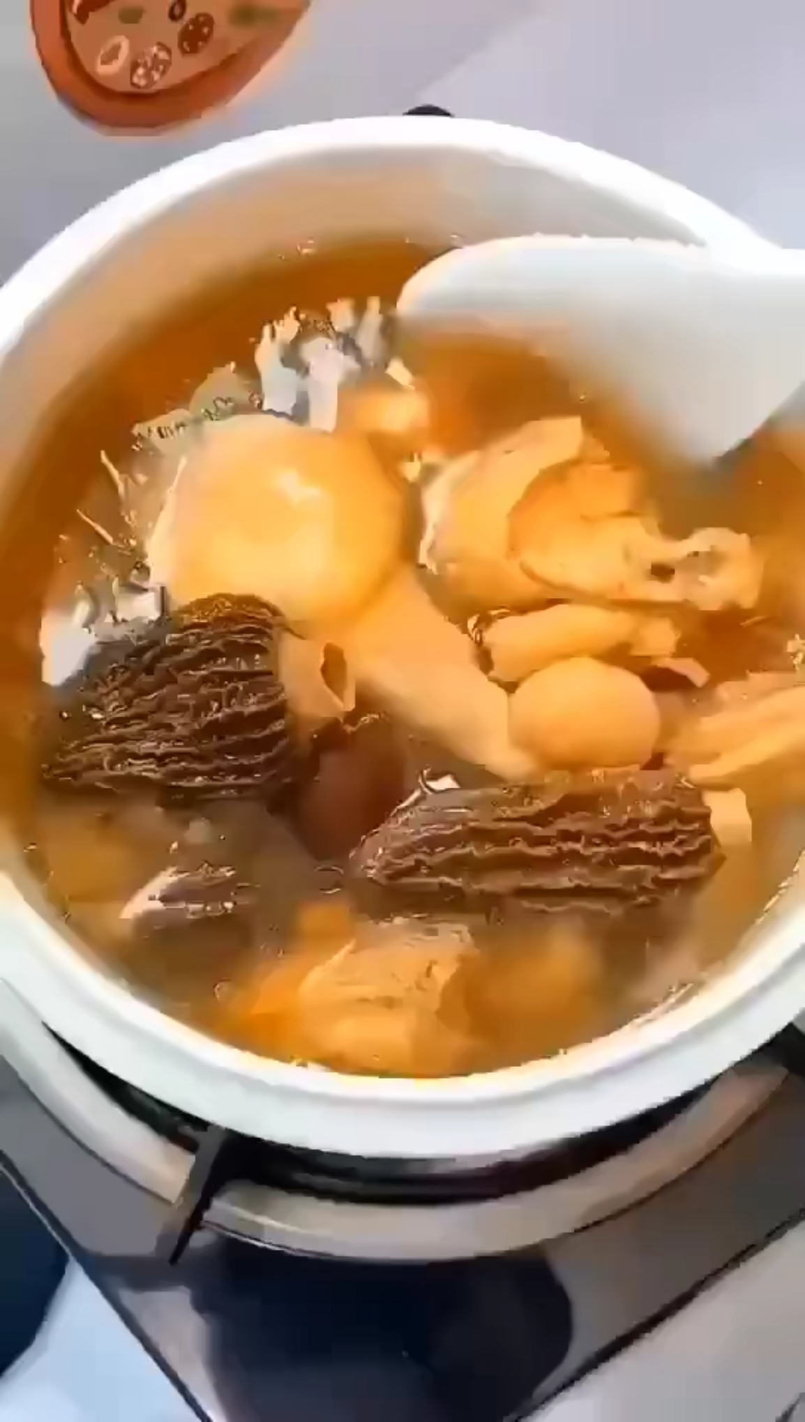 羊肚菌 鸡汤做法教程    功效:增强免疫力