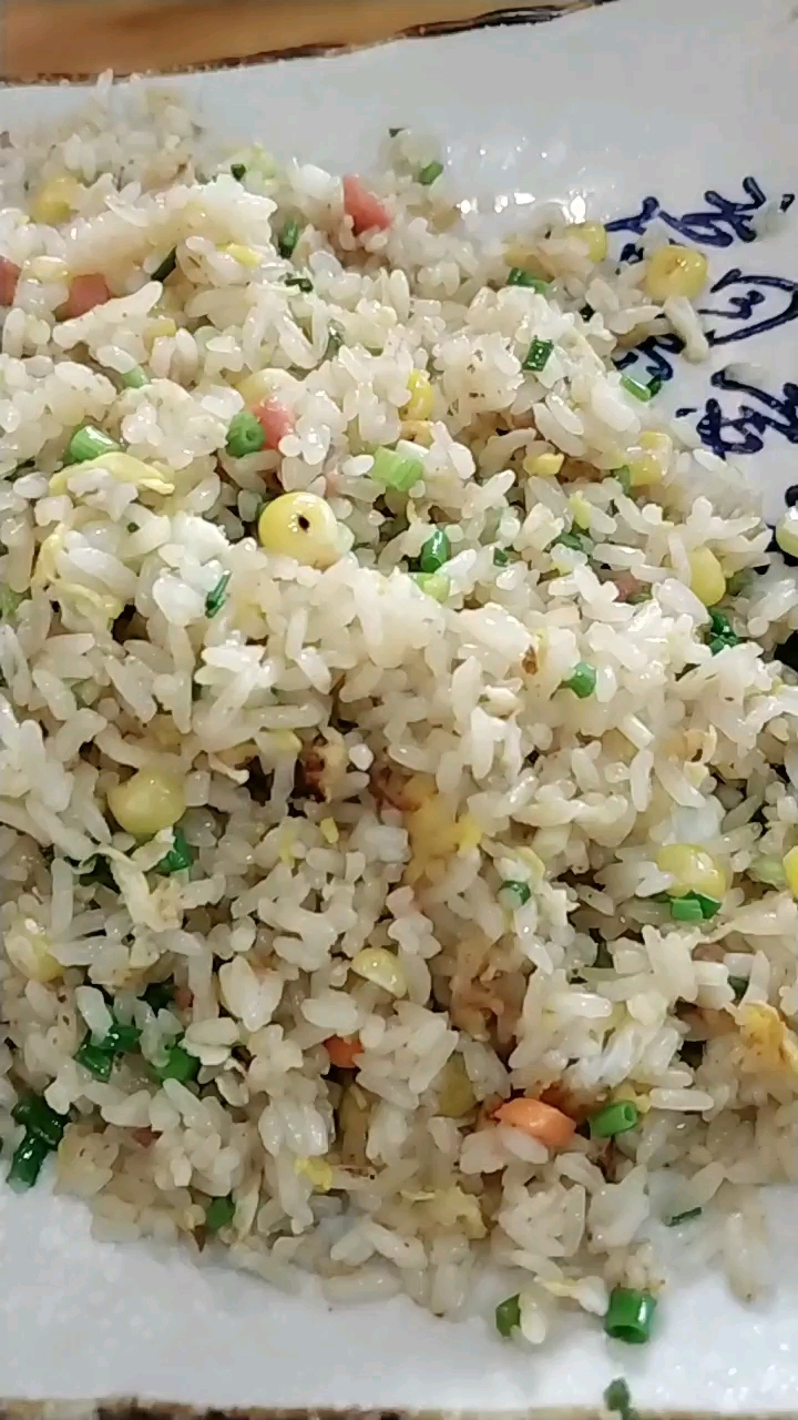 好久没吃扬州炒饭了,大家喜欢吃吗??