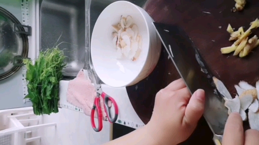 天麻炖鸡蛋