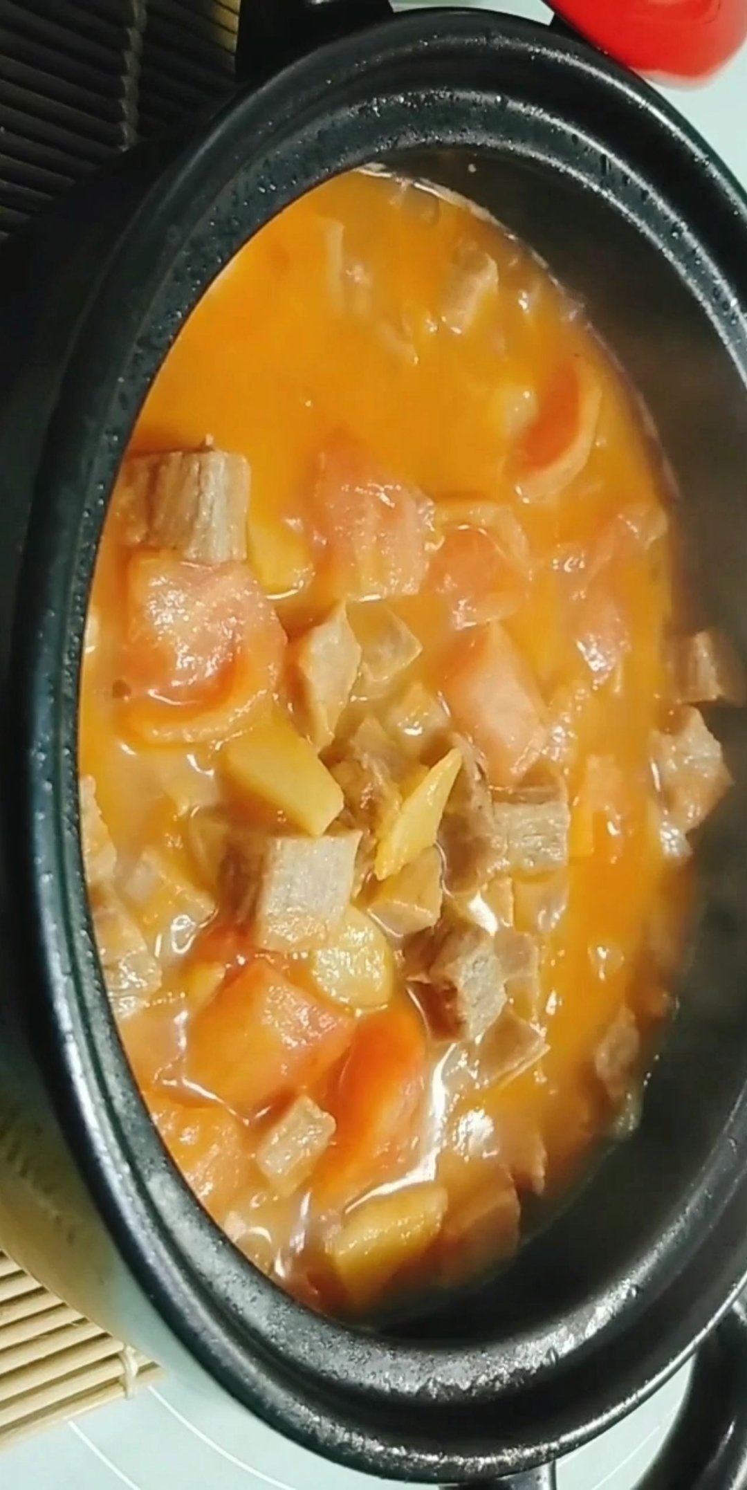 #舌尖上的乡村美食#番茄炖牛肉,不需加任何调料一样汤鲜味美