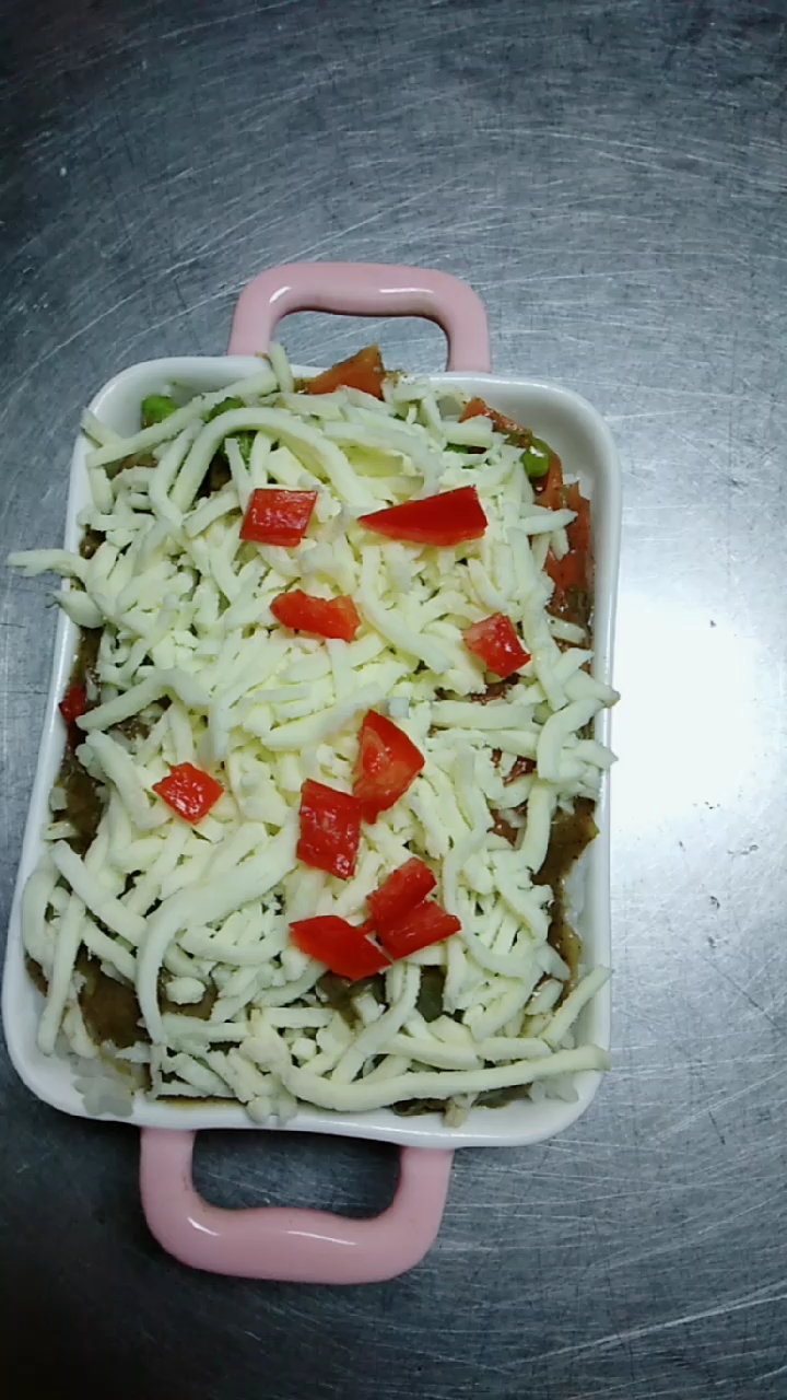 黑椒牛柳芝士焗饭
