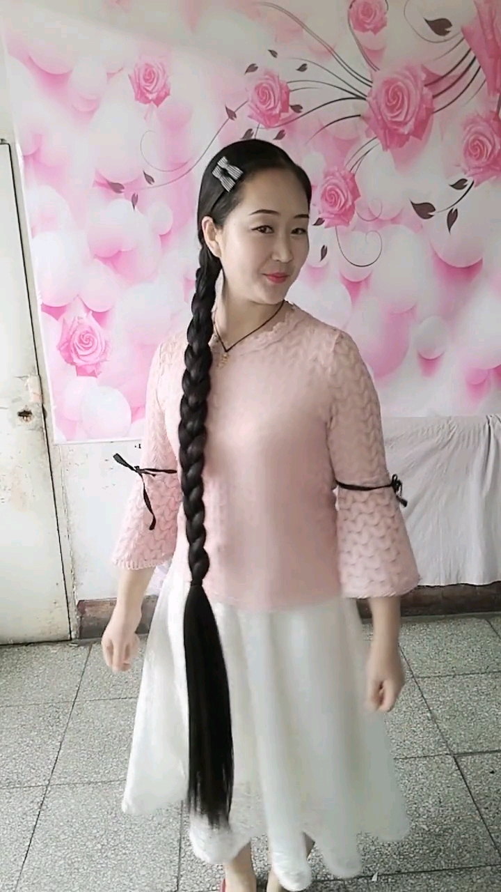 笑不露齿