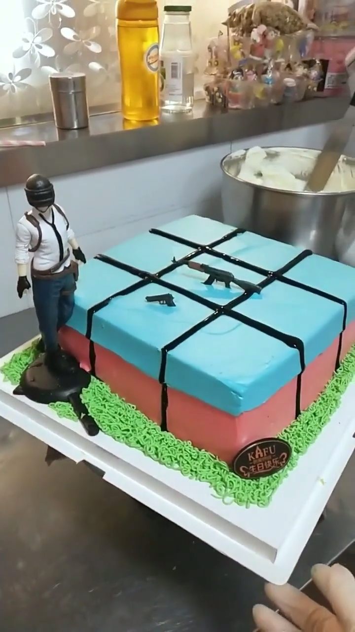 给孩子做的生日蛋糕