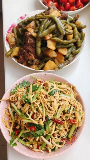 生活一半烟火,一半清欢今天做个干豆腐,下酒下饭,特别好吃!