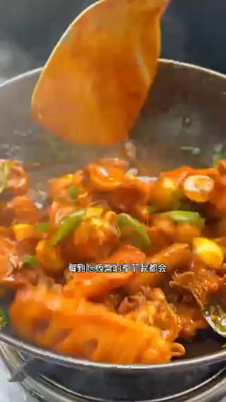 栗子鸡块的家常做法。