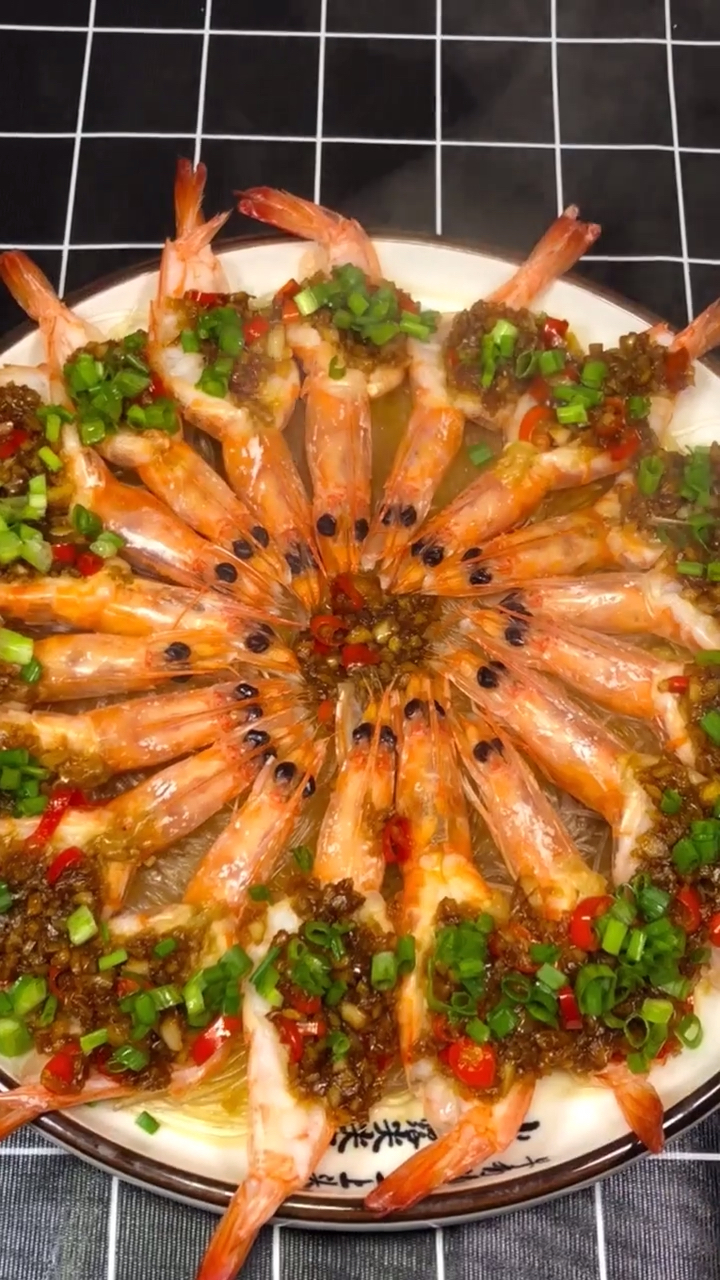 蒜蓉粉丝蒸大虾