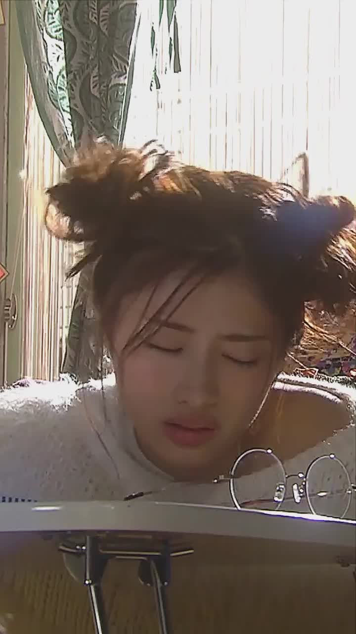 #送你一张动态壁纸!#石原里美猛男必看第二季,是兄弟就一起来用这壁纸
