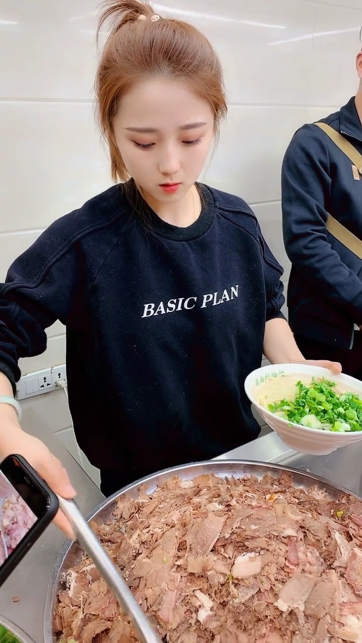 这一勺肉不少
