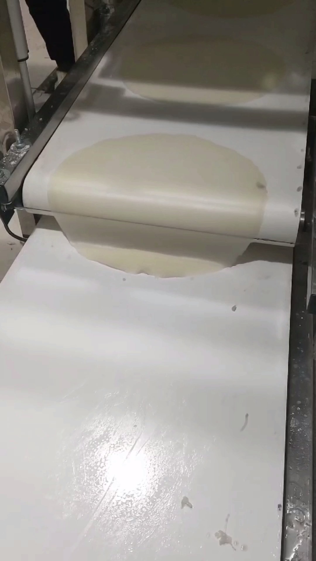 锦州粉皮机怎么做好吃法大全窍门粉皮机靠肉的家常做法小鱼绿豆粉皮机机