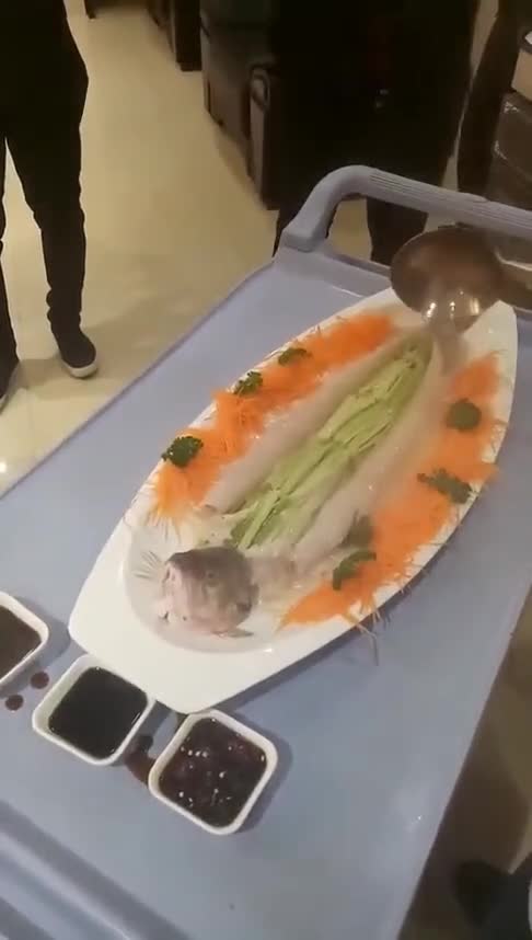 开背鱼!师傅的技术真牛