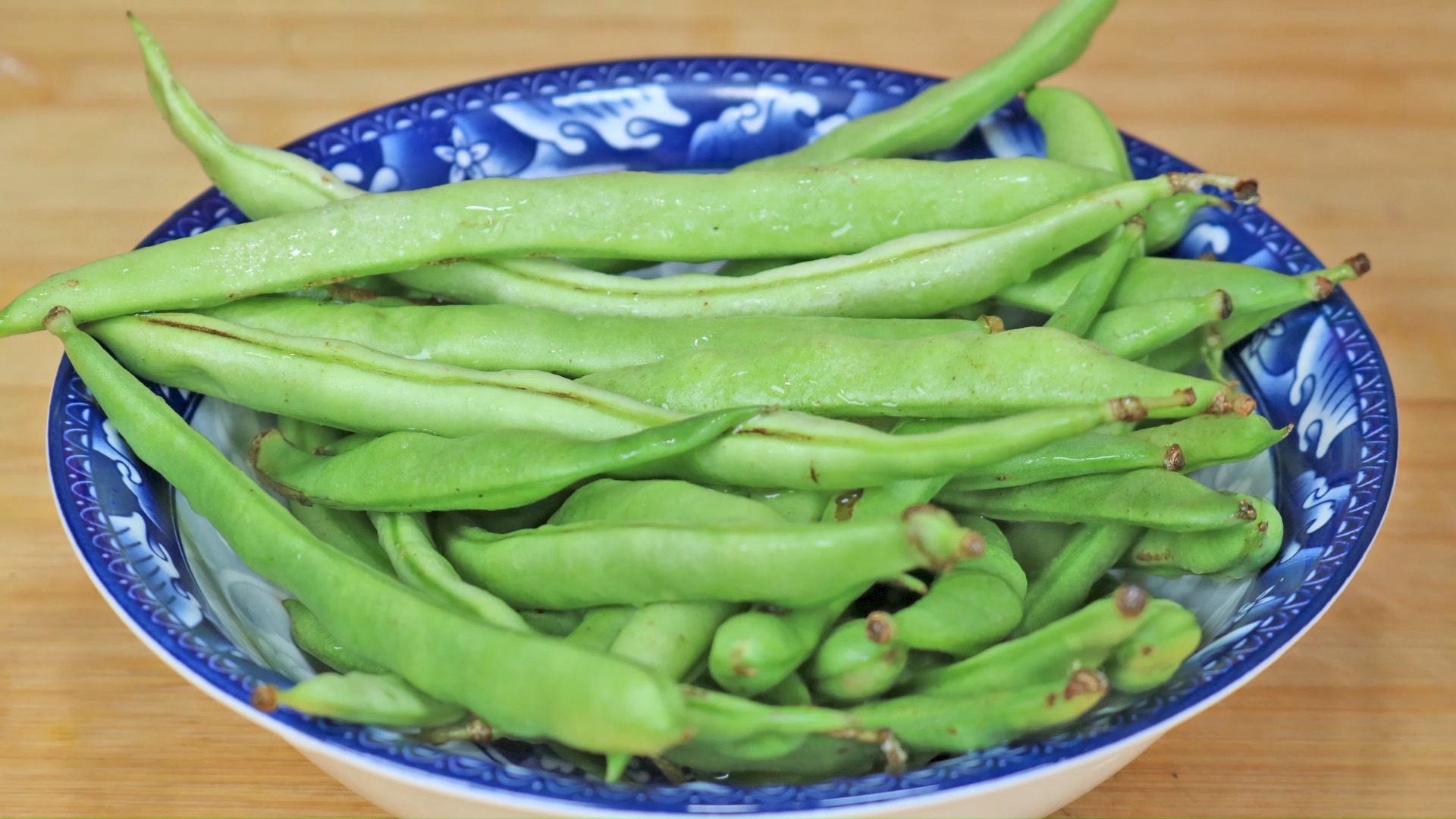 #自制美食#家常菜,美食,原来这才是四季豆最好吃的做法,不炒不炖,鲜嫩多汁,比肉还香!