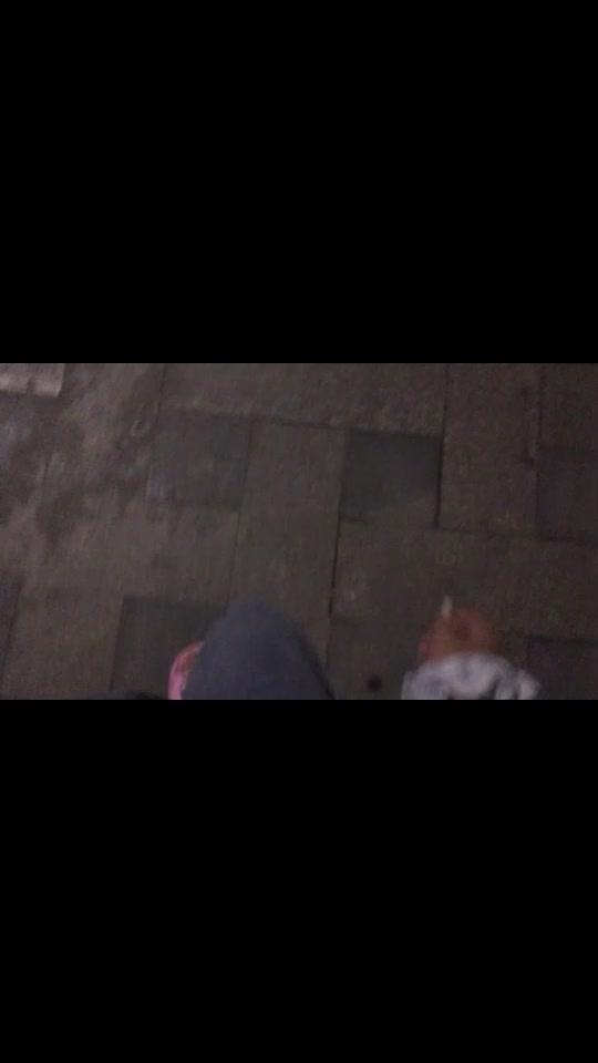 好学生没当成 坏学生没当彻底 游戏打得不好 喜欢的人留不住 也从来没有被人坚定的选择过#文