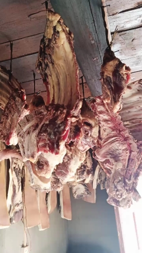 满屋的土家腊肉
