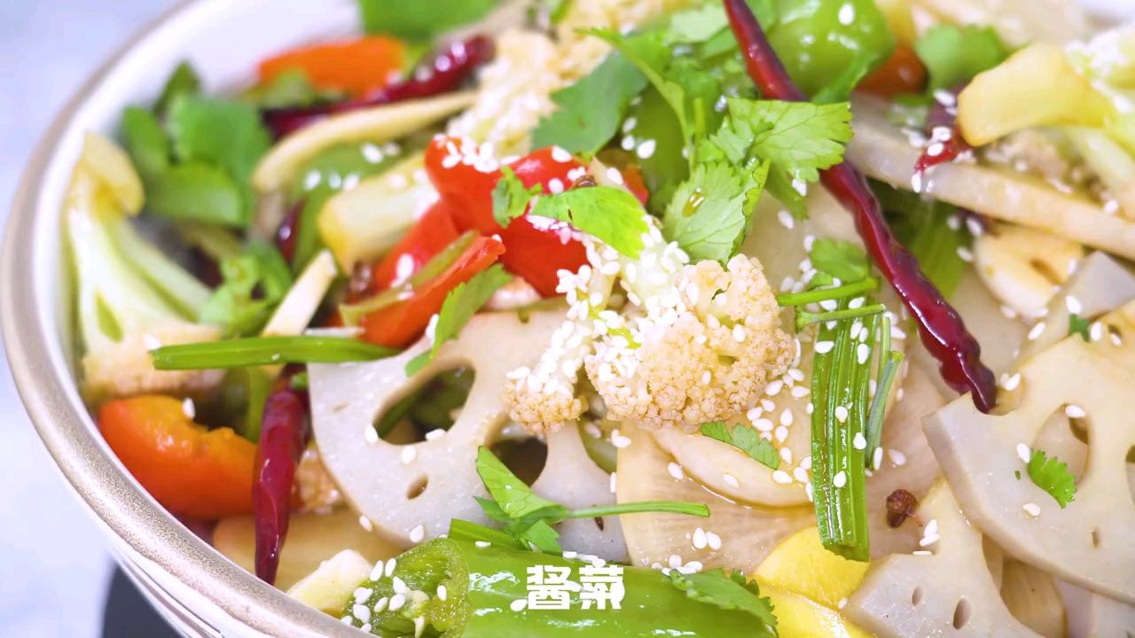 #秀出你的拿手菜#【今日美食:酱菜】奶奶的秘制酱菜配方,比酸菜还好吃,做法简单又美味!