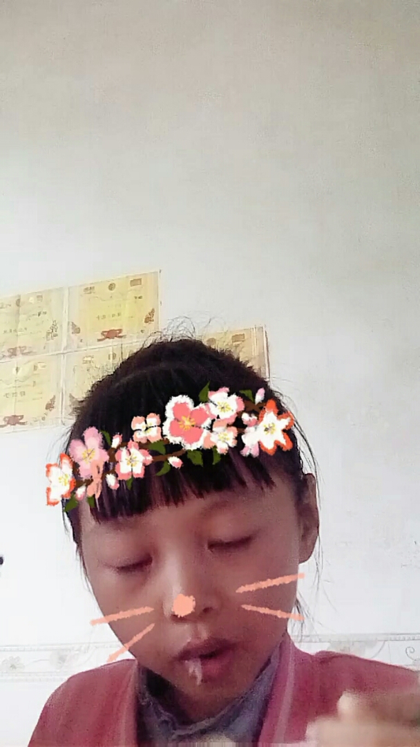 看看小美女吃饺子说是长粉