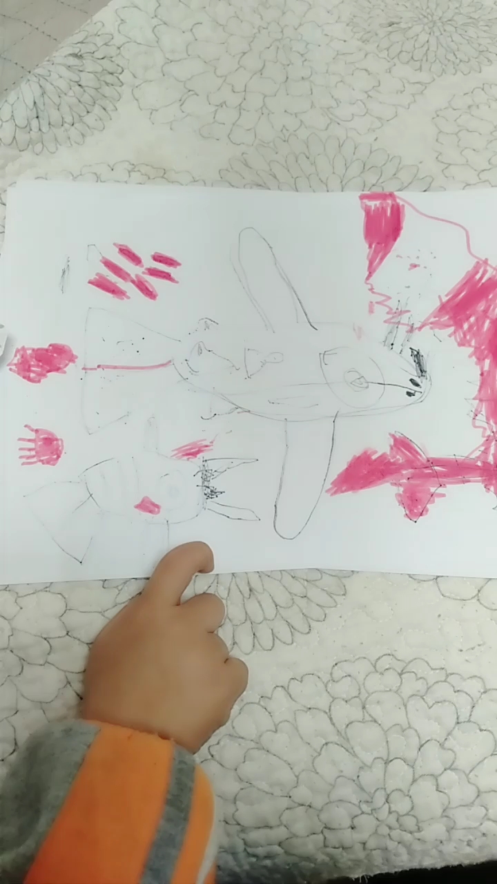 绘画作品:大鲨鱼与小鲨鱼,2只小怪物 