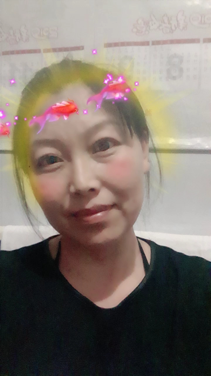 超可爱的小金鱼