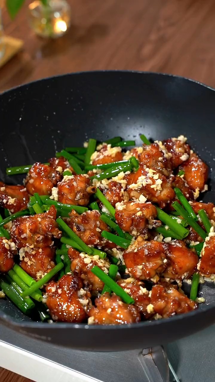 百吃不厌的辣子鸡