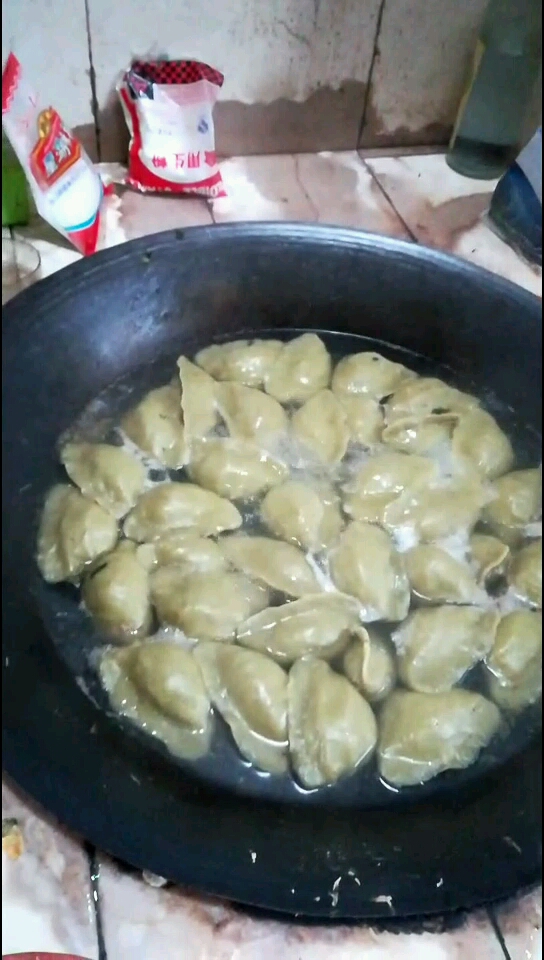 广西贺州特色小食,大肚糍,谁要吃?