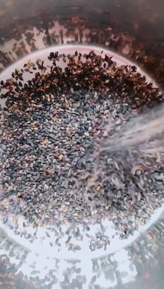 酒酿芝麻汤圆,简单手法包汤圆