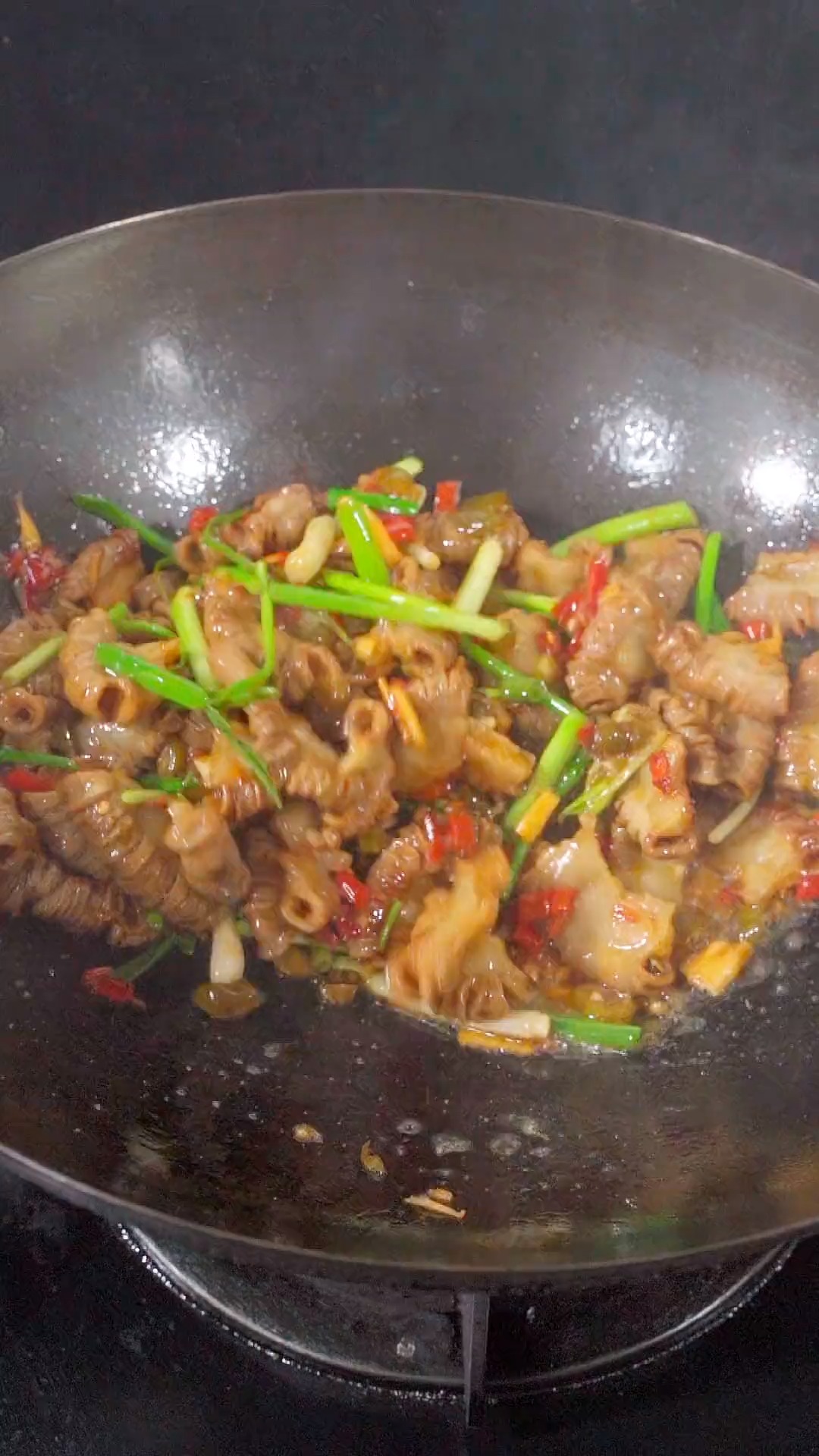 #美食记#湖南特色美食 泡椒 炒小肠 酸辣入味比肥肠更好吃