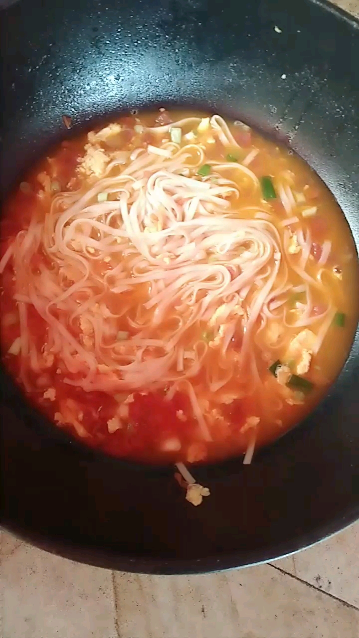 西红柿鸡蛋面好吃又实惠