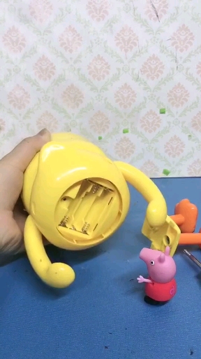 可爱的小黄鸭