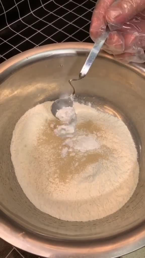 在家做牛肉汉堡美食唯有美食与你不可辜负