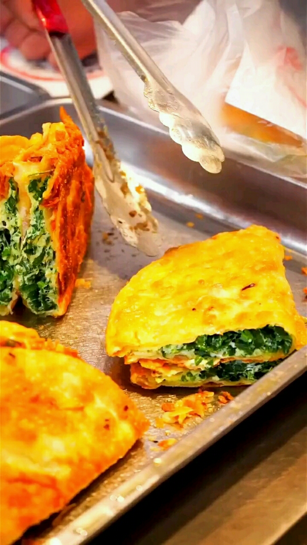 油炸葱油饼,真的好香啊