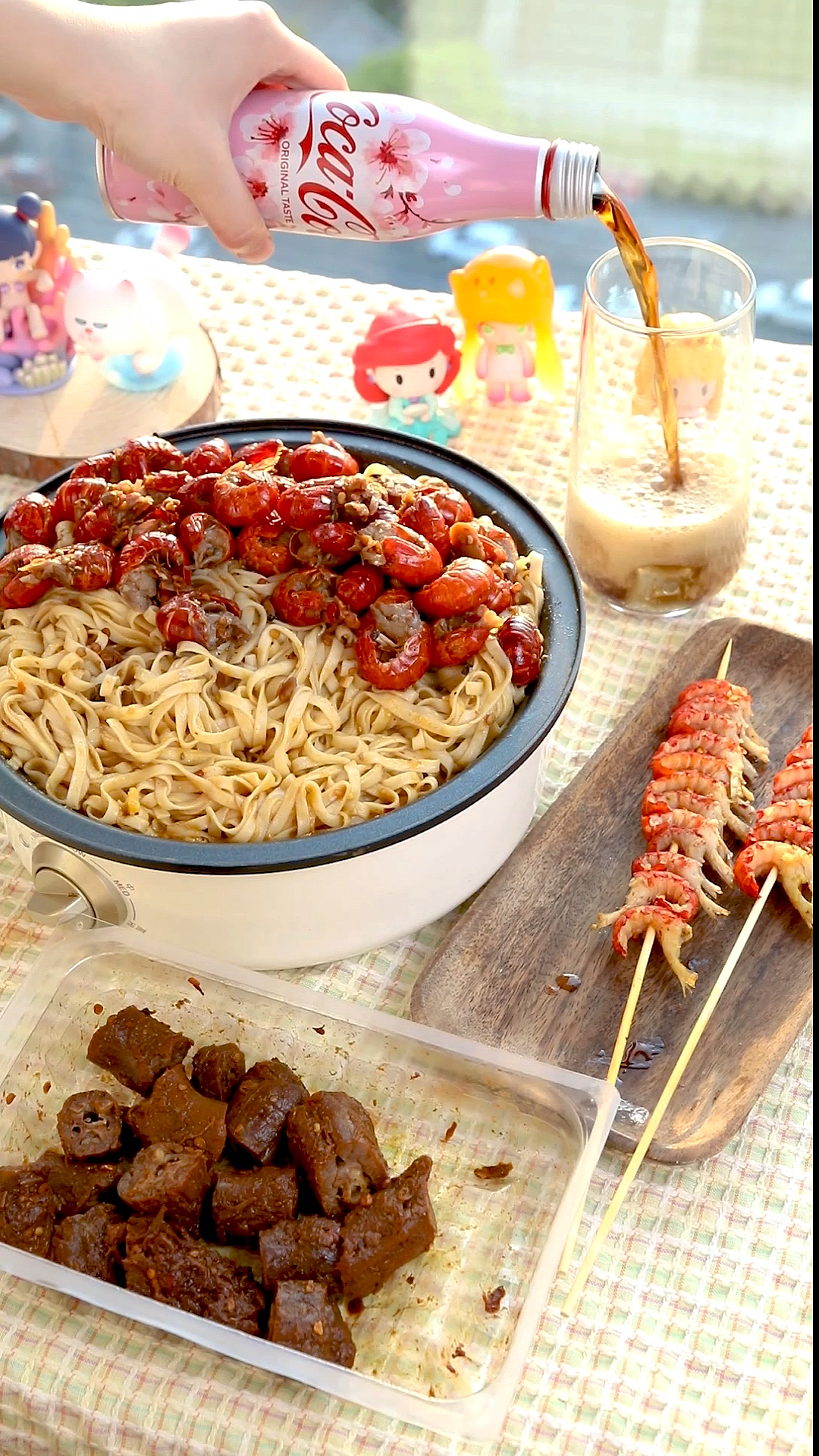 #美食记#咸蛋黄小龙虾拌面,味道绝了
