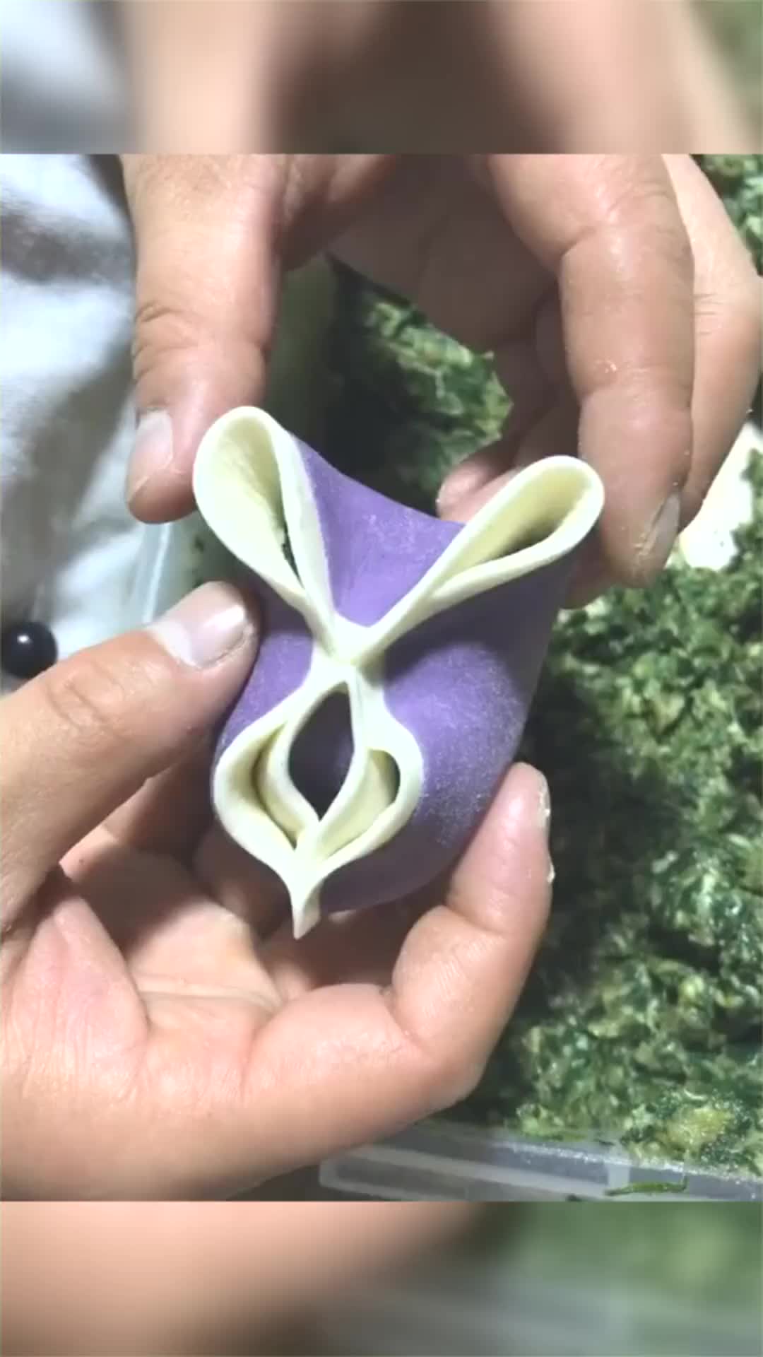 饺子这样捏,还是第一次见,慢动作看一遍就会,让人看着有食欲