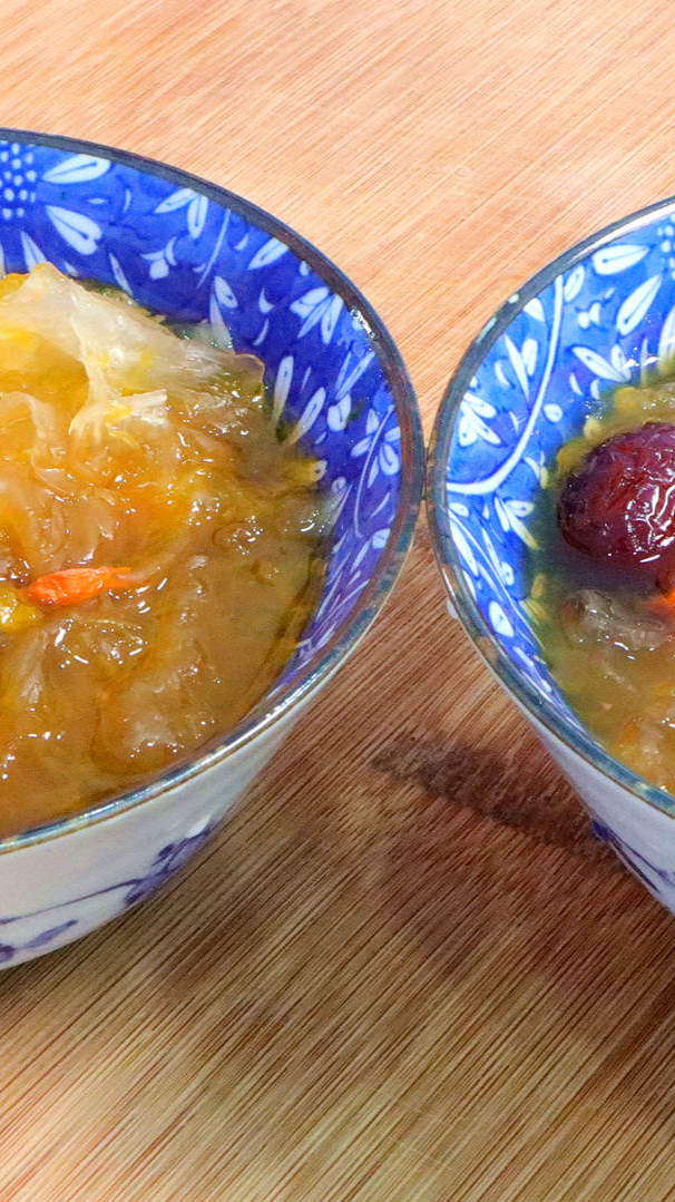 #我要上热门#秋天干燥多给家人喝这碗汤,美容养颜补气补血,脸色红润有光泽!