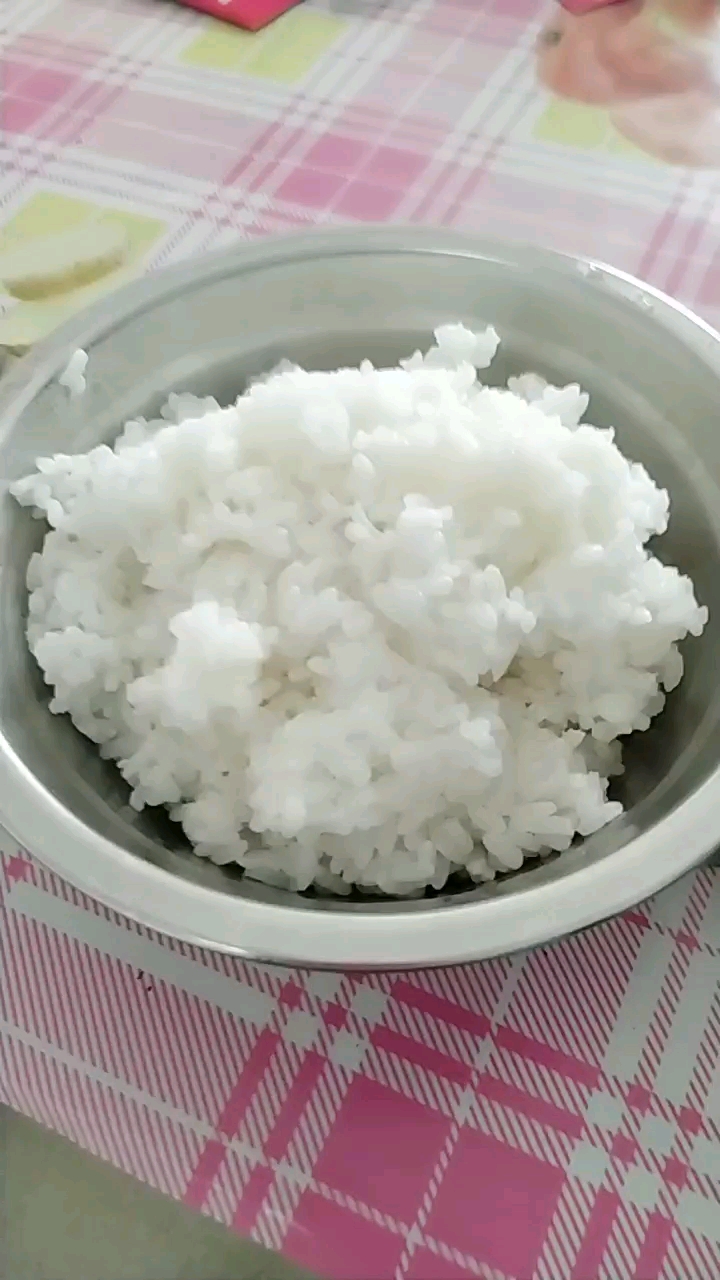 一碗米饭饭+一份青菜就是这么简单