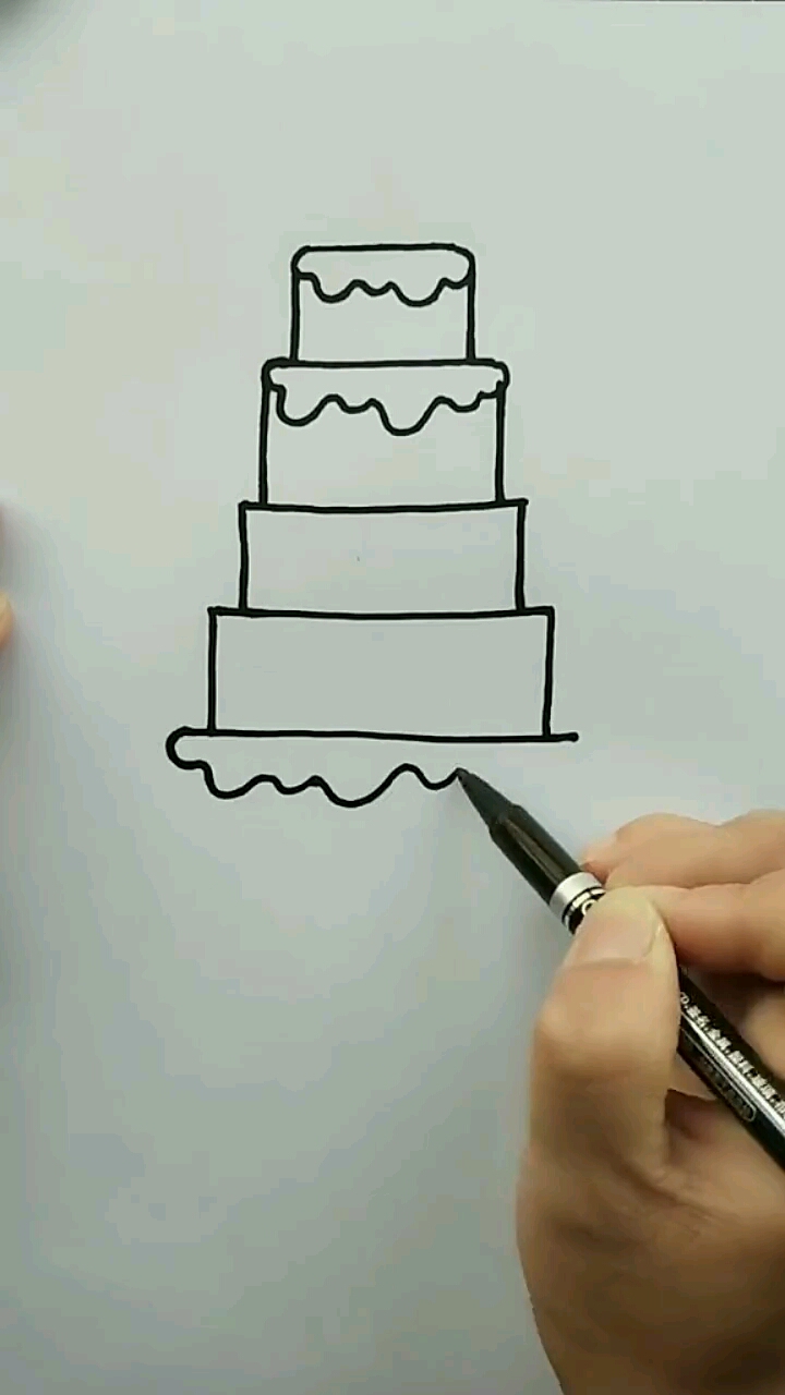 #画画原来如此简单#蛋糕画几层好呢