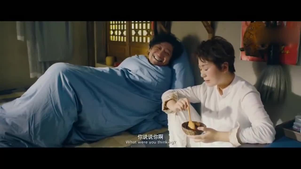 羞羞的铁拳:这段喂粥画面好温馨,少女心爆棚!