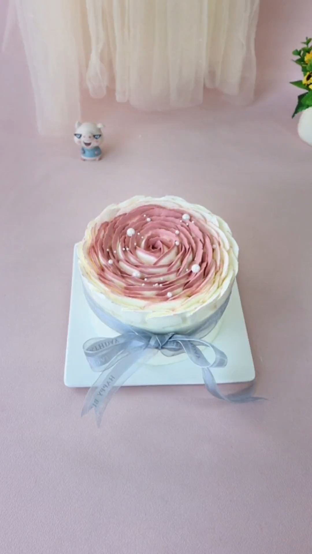 #生日蛋糕#烘焙人的日常 #蛋糕培训 #蛋糕烘焙教学 简简单单一个花束蛋糕呀