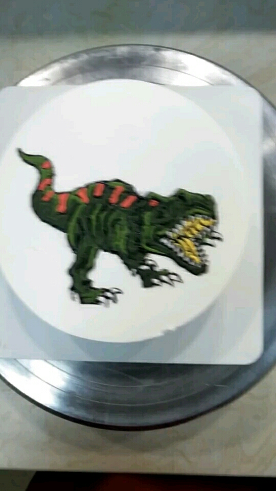 大恐龙蛋糕制作过程
