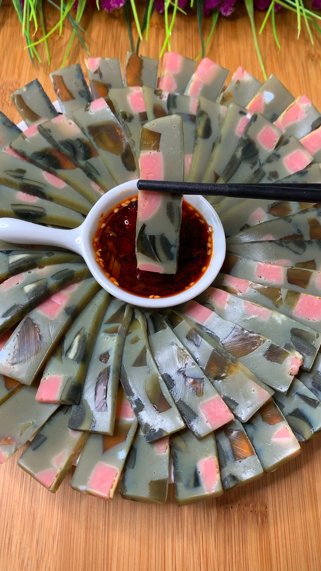 #美食#不用肠衣也可以做出来皮蛋肠