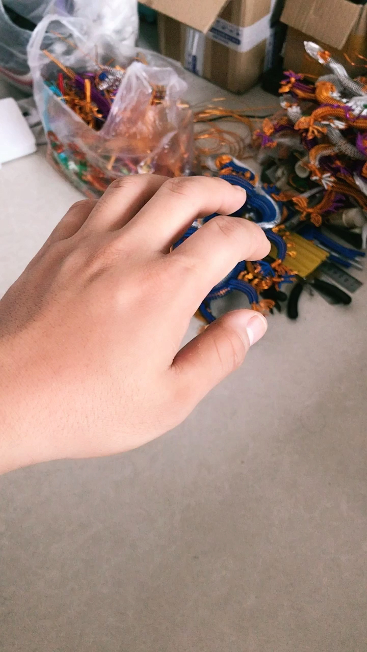 太难了,手上长鸡眼