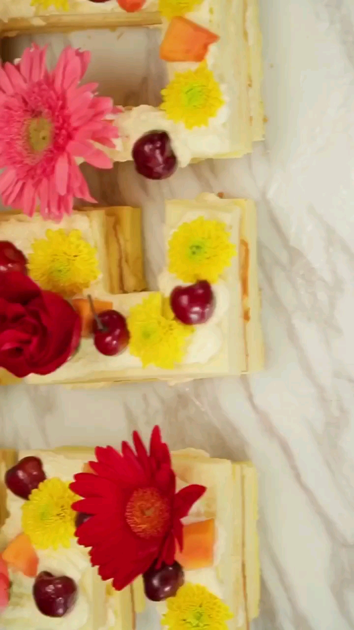 #表白女神#最简单的表白蛋糕,520表白最好